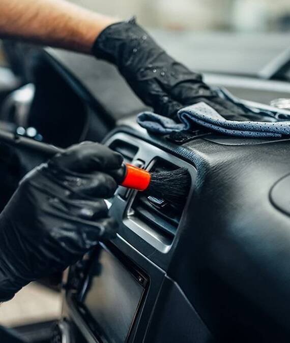 INTERIOR-car-detailing-in-roseville